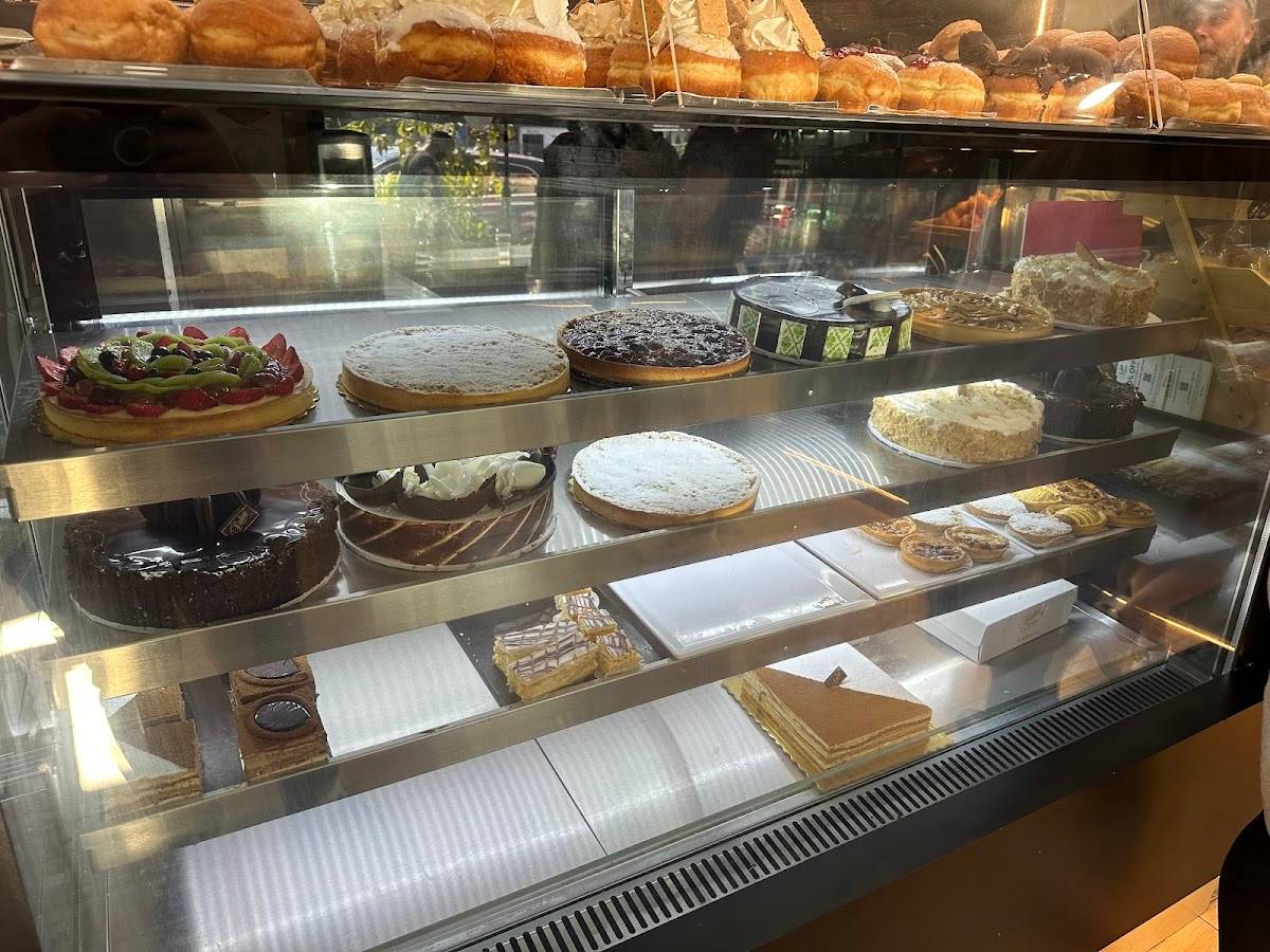 Delice Bakery restaurant in Los Angeles - photo 3