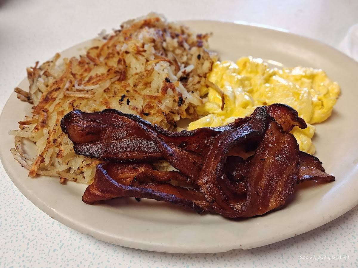 Avalon Diner restaurant in Houston - photo 3