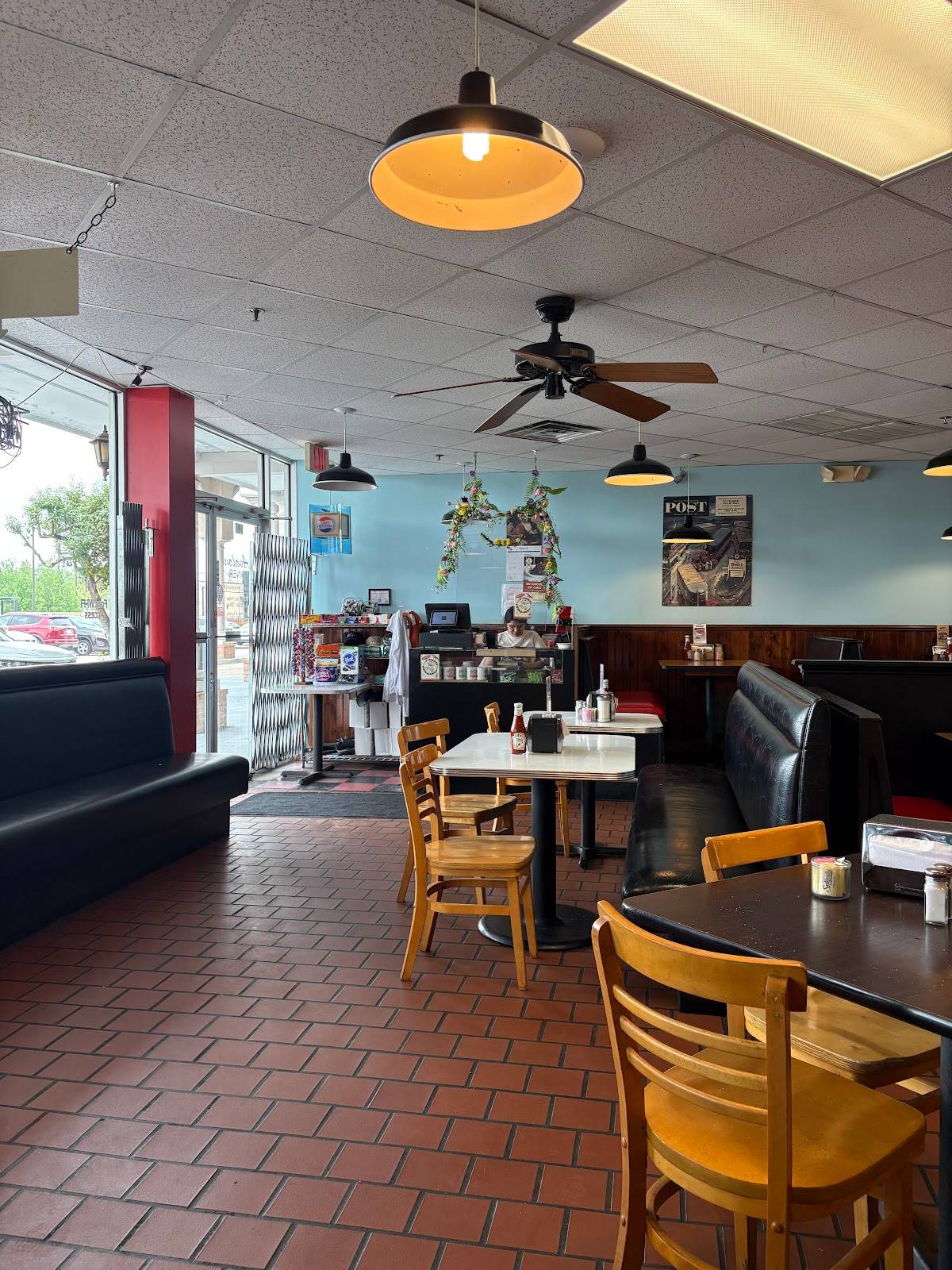 Avalon Diner restaurant in Houston - photo 5