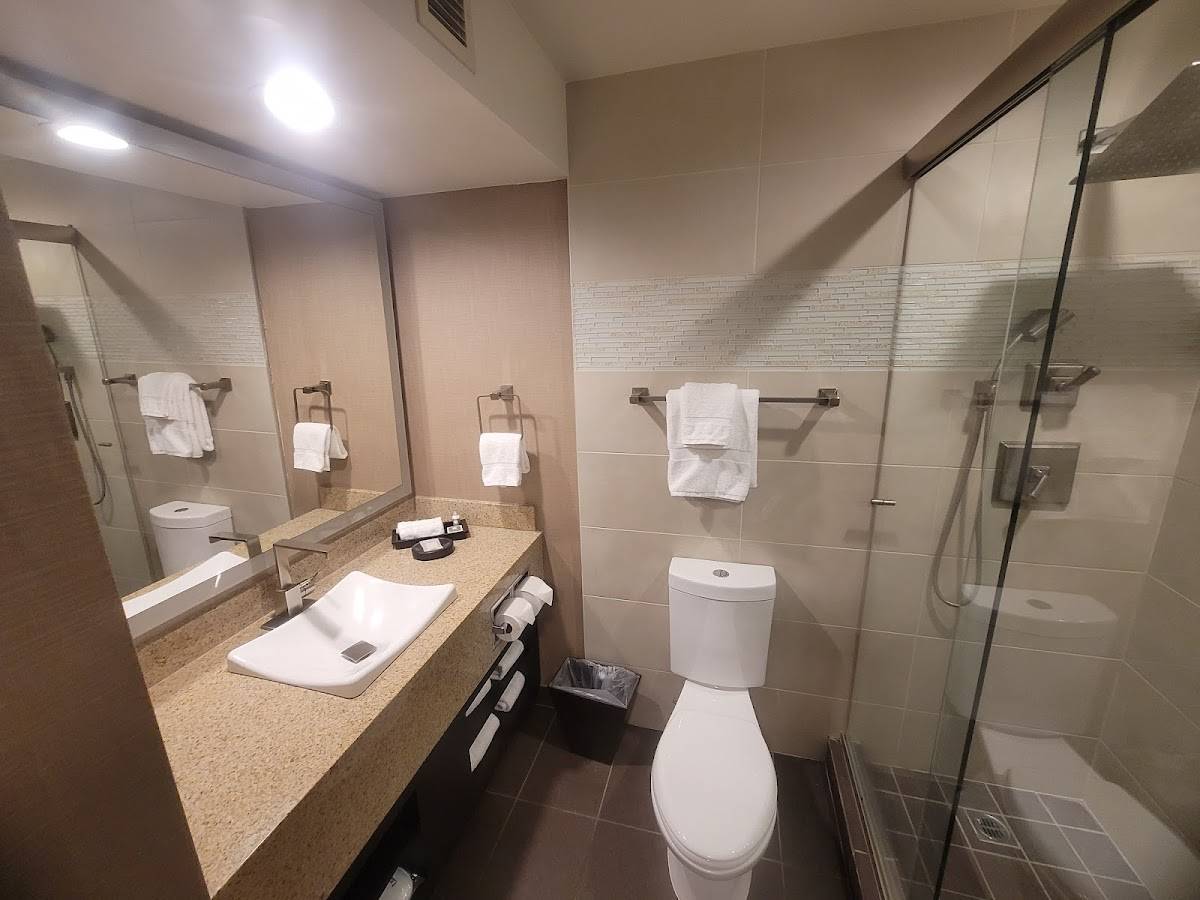E-Central Downtown Los Angeles Hotel restaurant in Los Angeles - photo 3