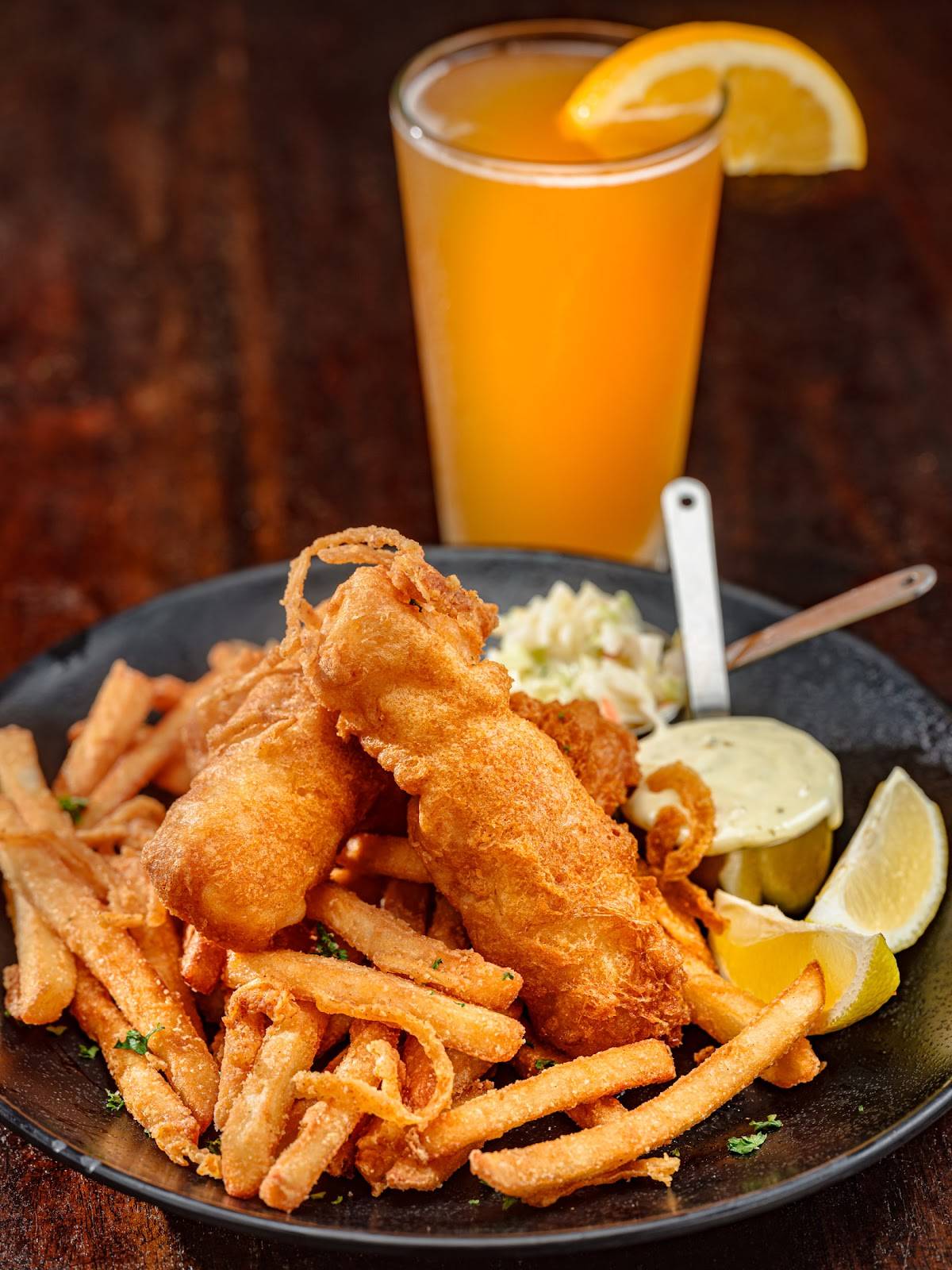 Kailua Town Pub and Grill restaurant in Kailua - photo 4
