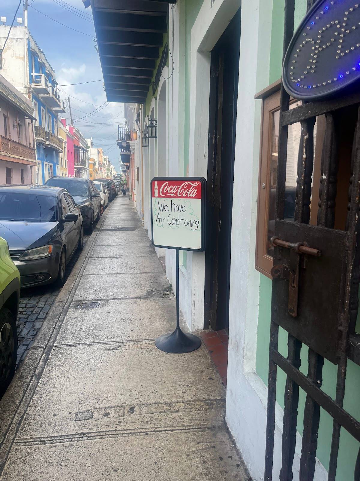 El Patio De Sam restaurant in San Juan - photo 4