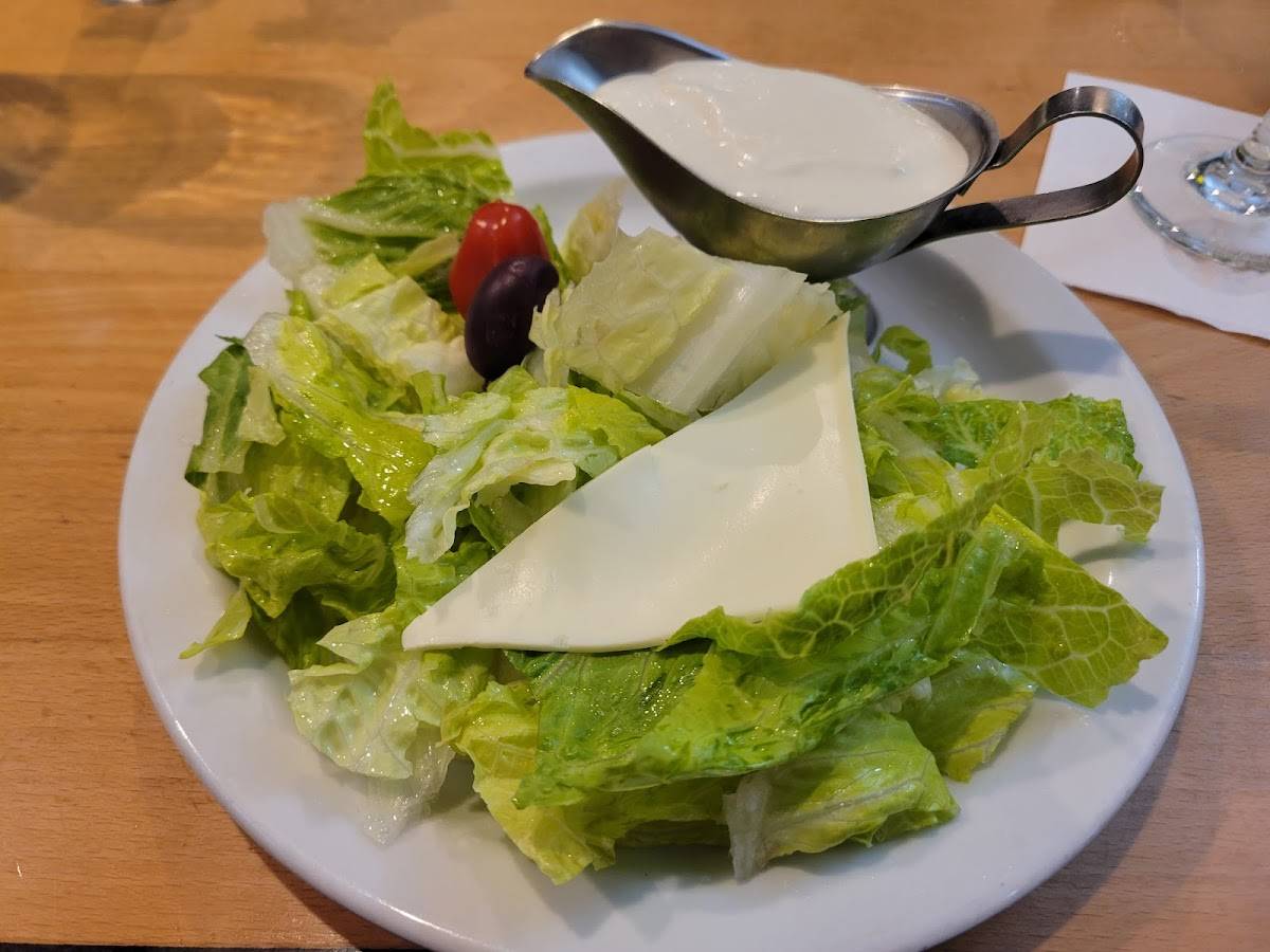 Pizza Plaza restaurant in Anchorage - photo 4