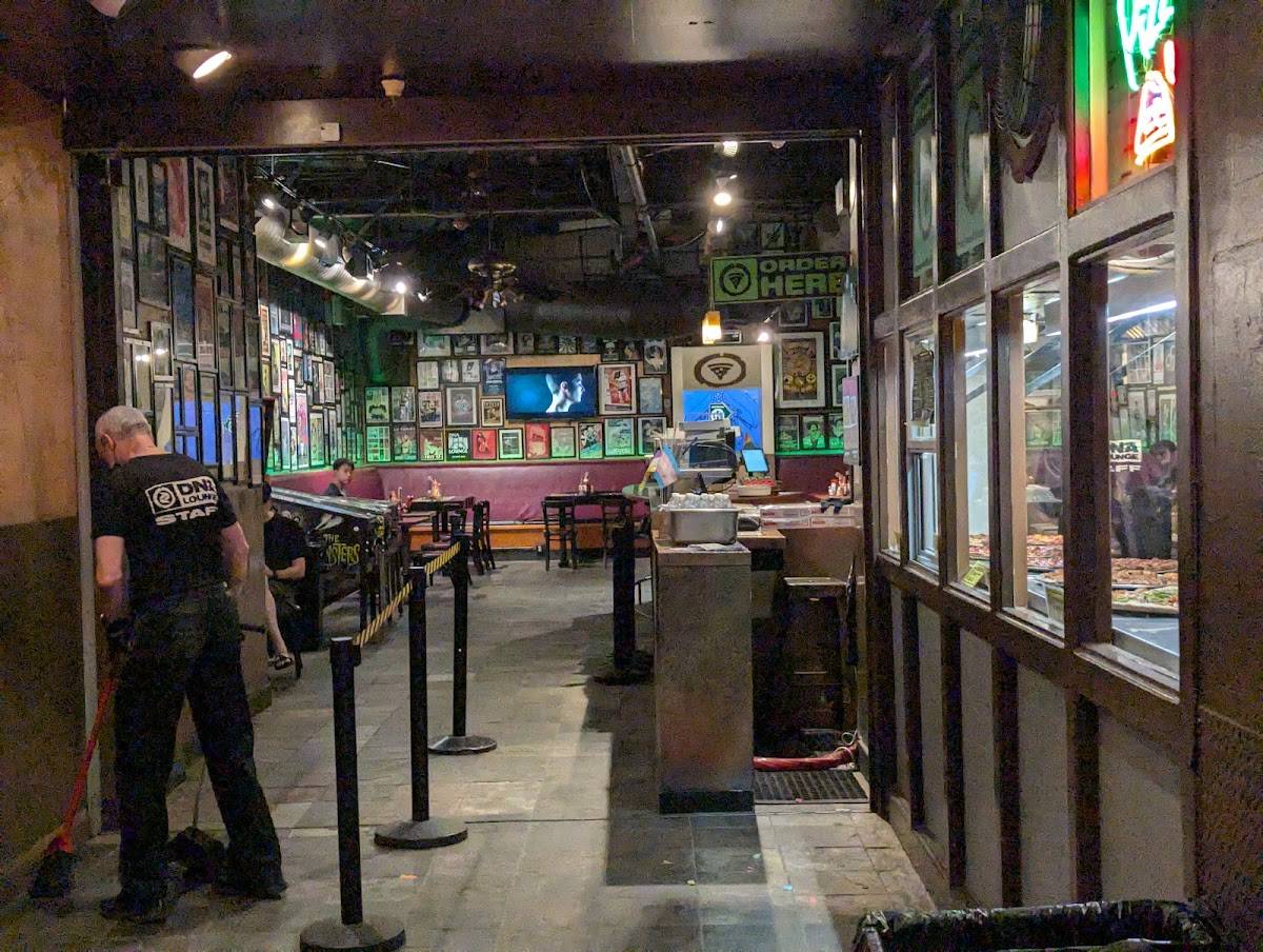 DNA Lounge restaurant in San Francisco - photo 2