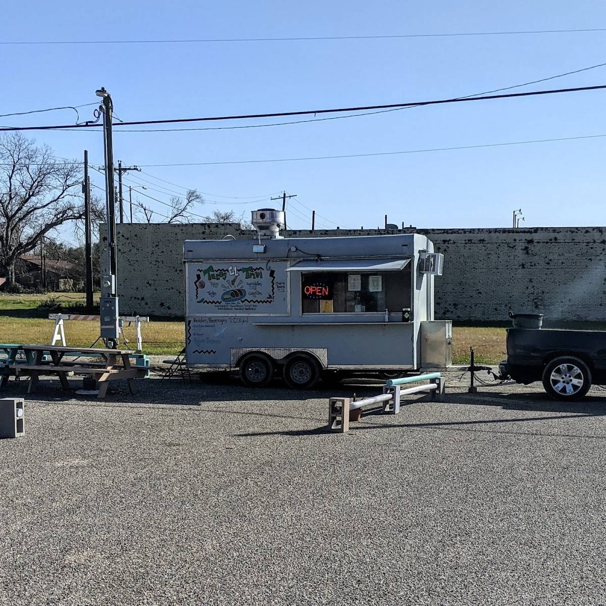 Tacos El Trivi restaurant in Texas City - photo 3