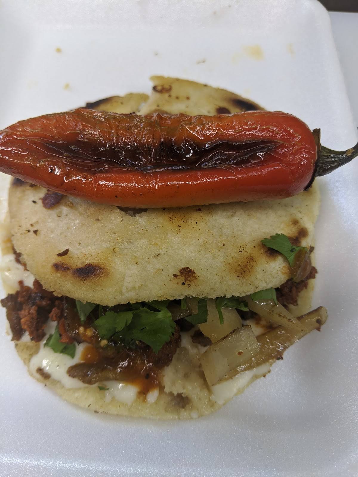 Tacos El Trivi restaurant in Texas City - photo 4