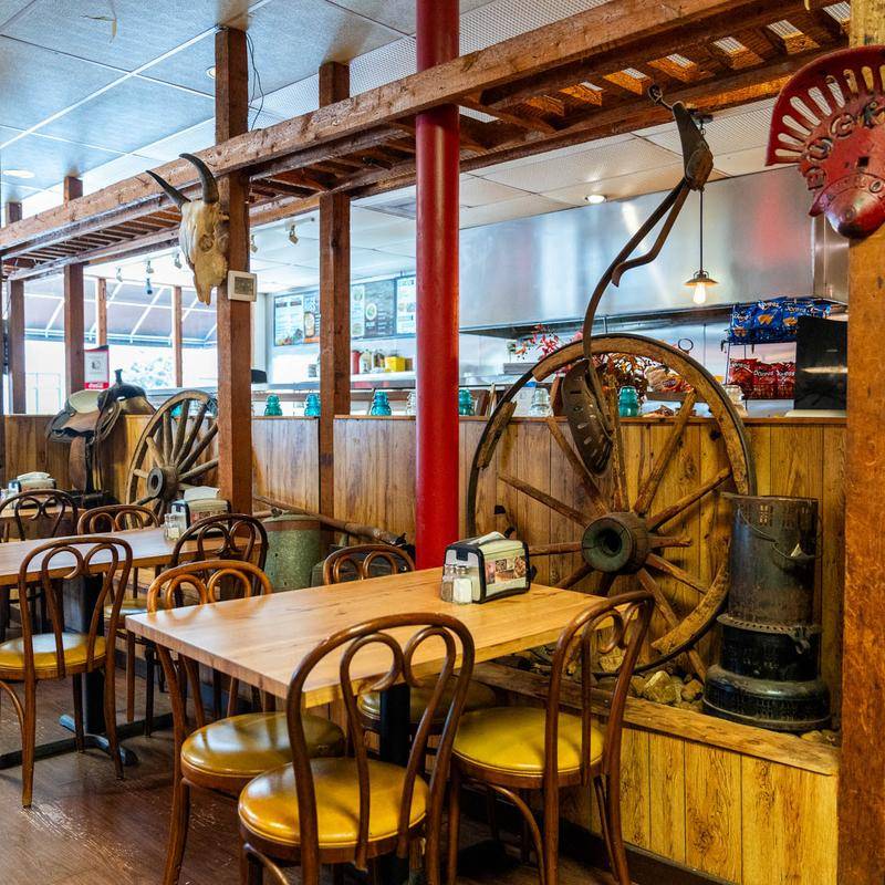 Charlie's BBQ