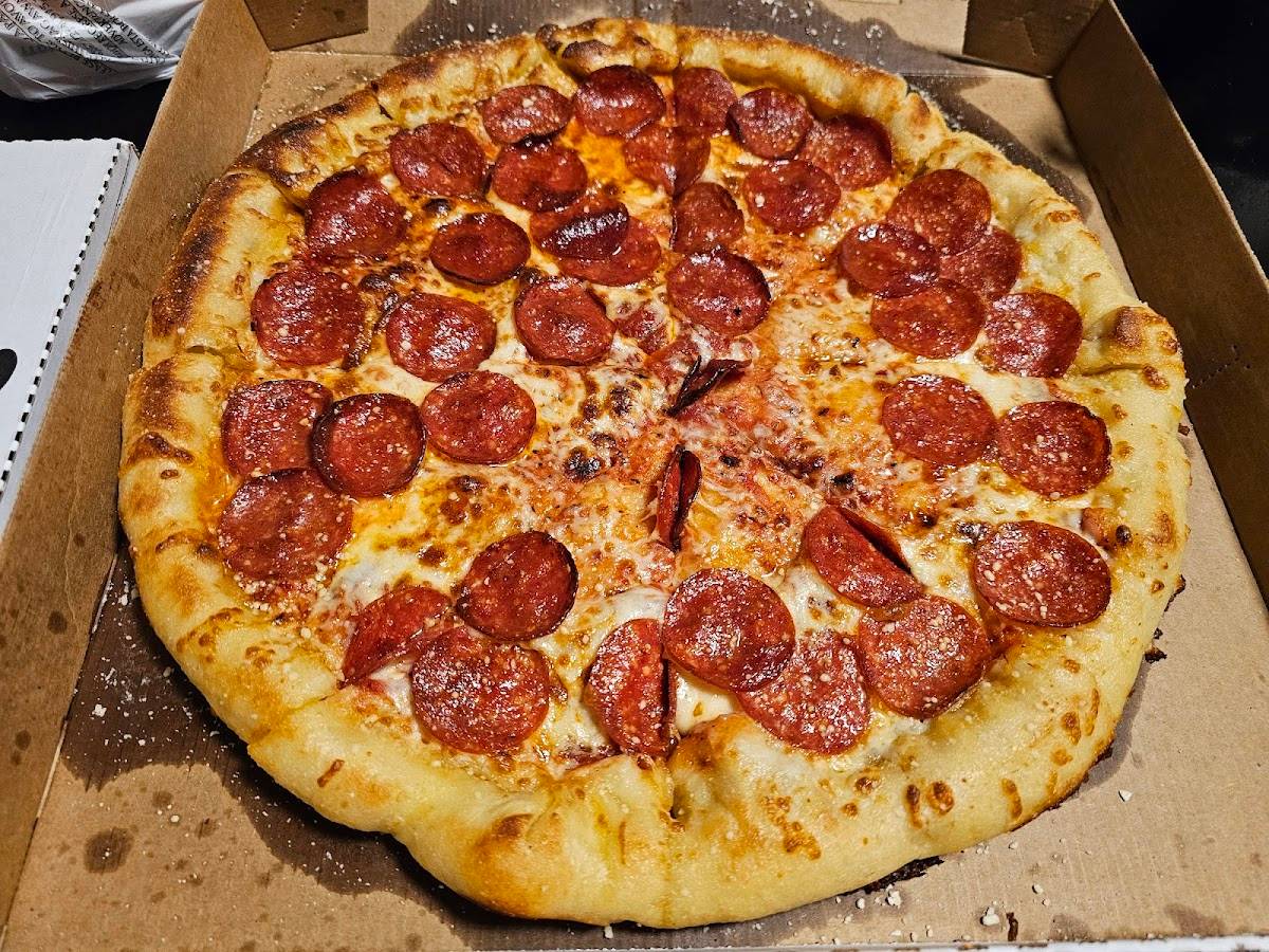 Little Caesars Pizza restaurant in Glendale - photo 4