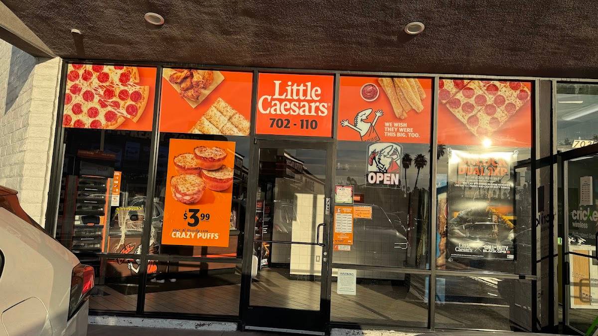 Little Caesars Pizza restaurant in Glendale - photo 5