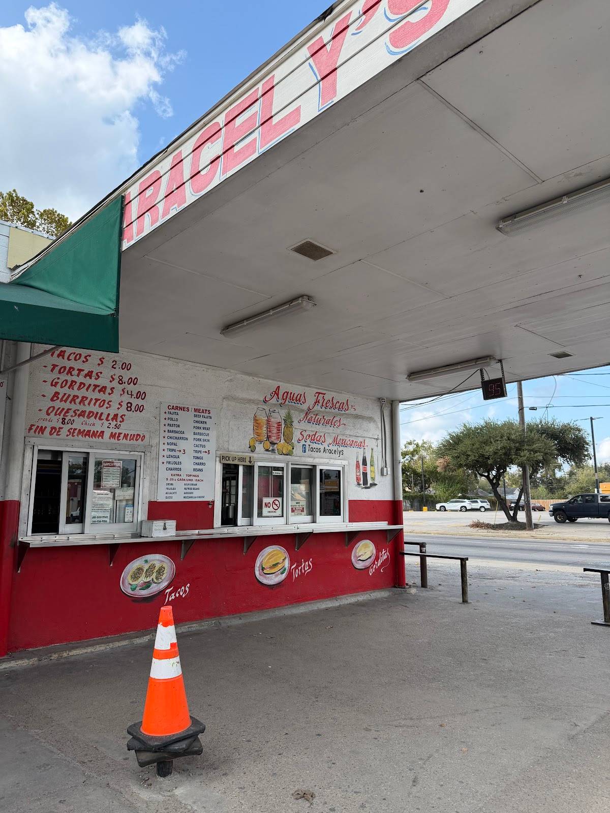 Tacos Aracely's restaurant in Houston - photo 2