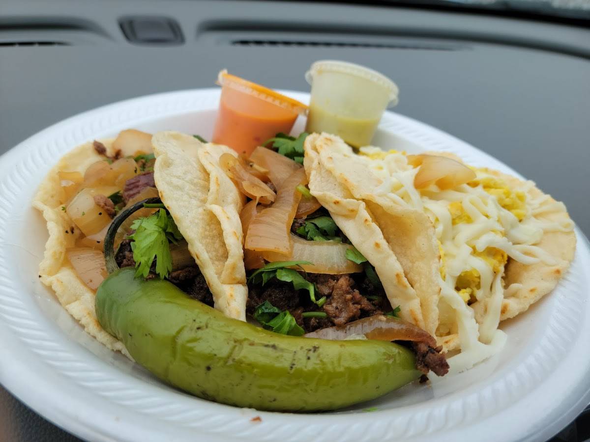 Tacos Aracely's restaurant in Houston - photo 3