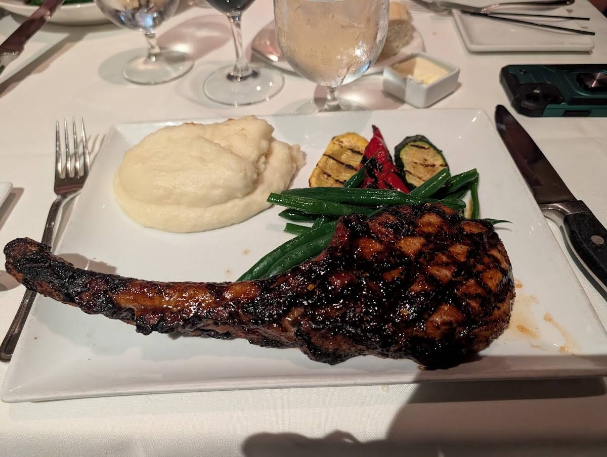 Bricks restaurant in Reno - photo 4