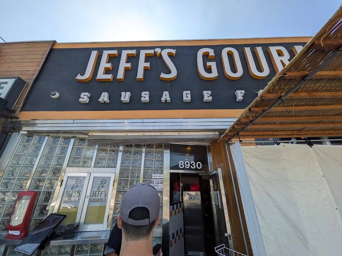 Jeff's Gourmet Sausage Factory restaurant in Los Angeles - photo 5