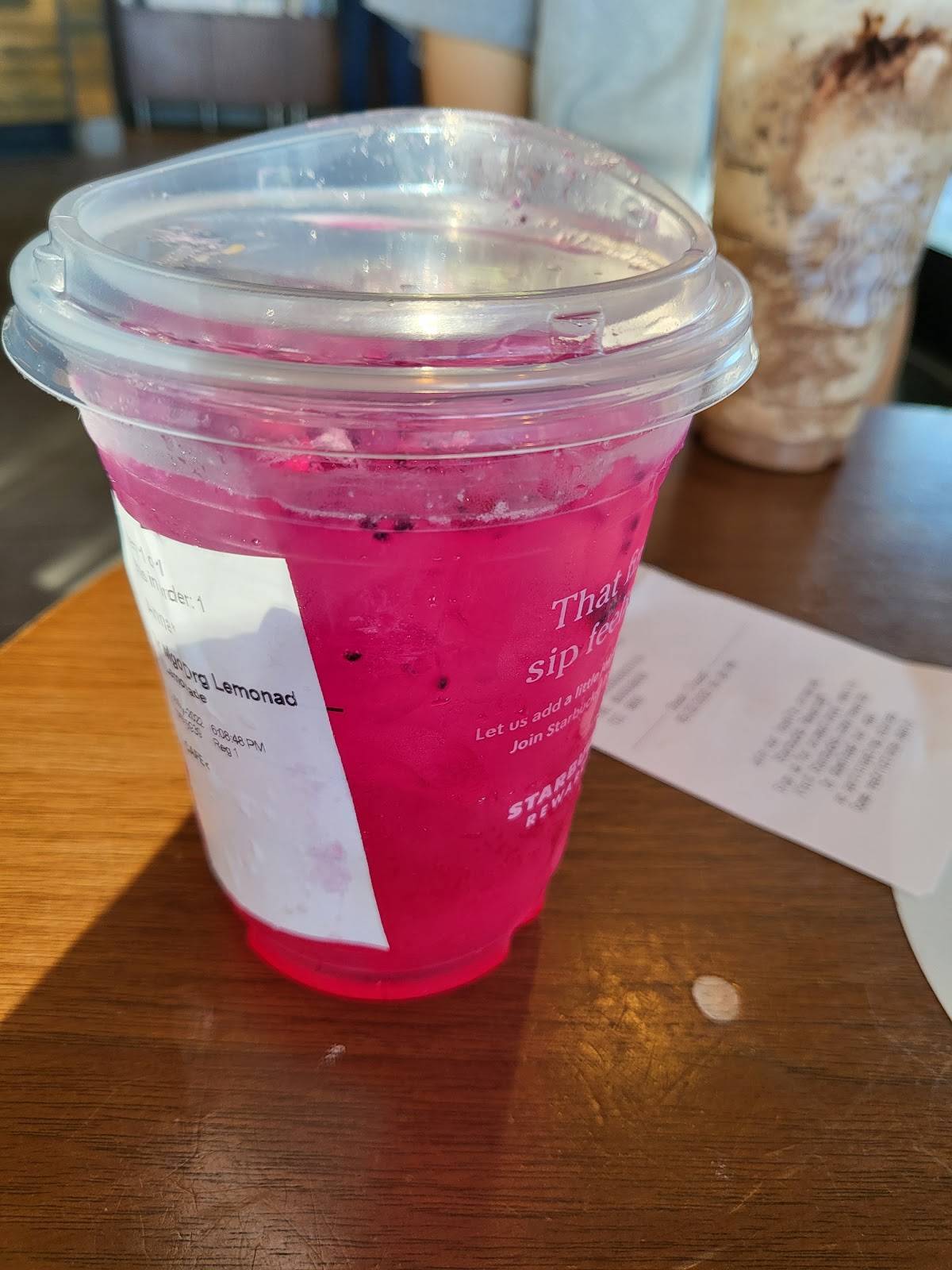 Starbucks restaurant in Fremont - photo 4
