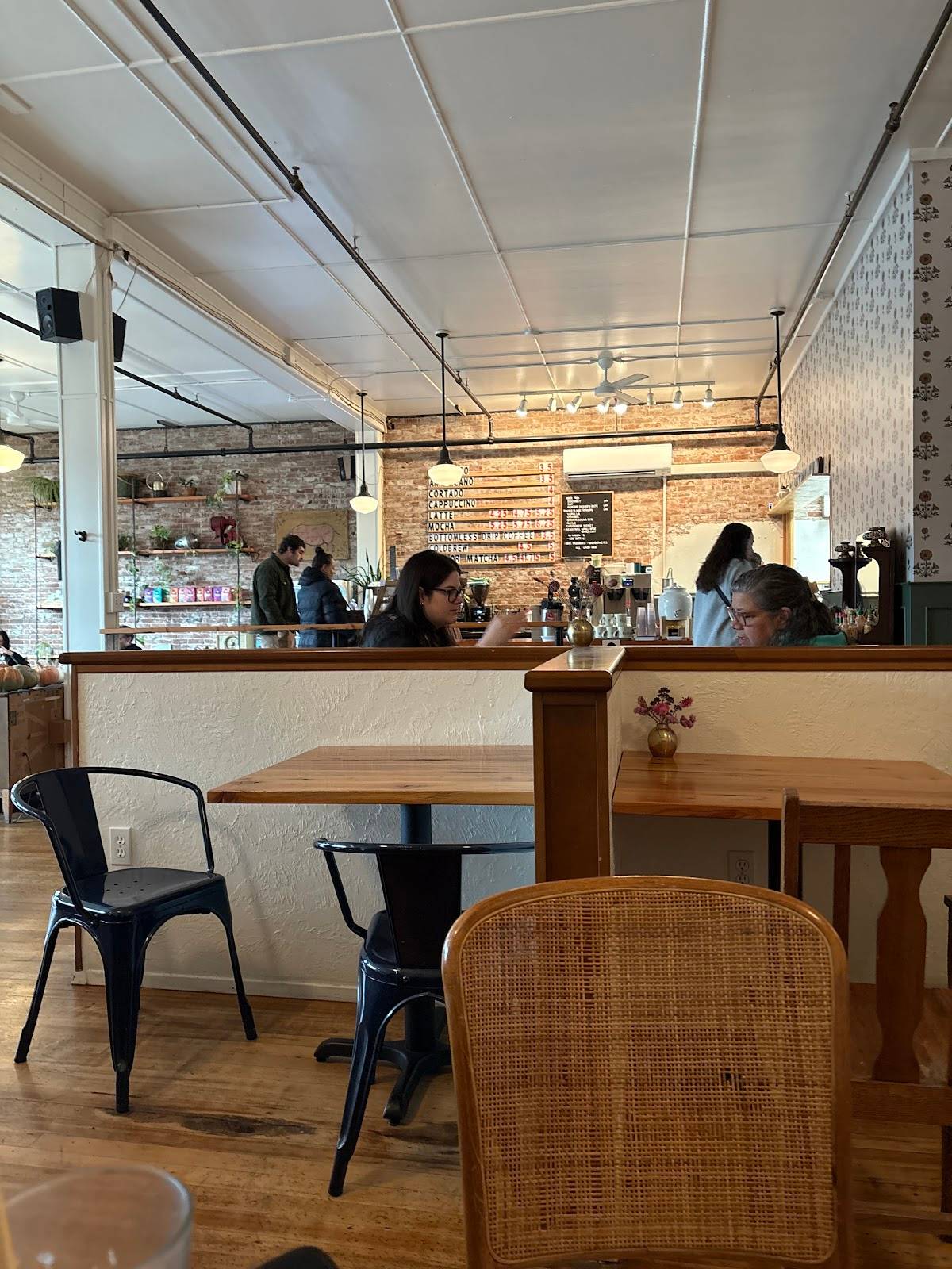 The Washburne Café restaurant in Springfield - photo 2