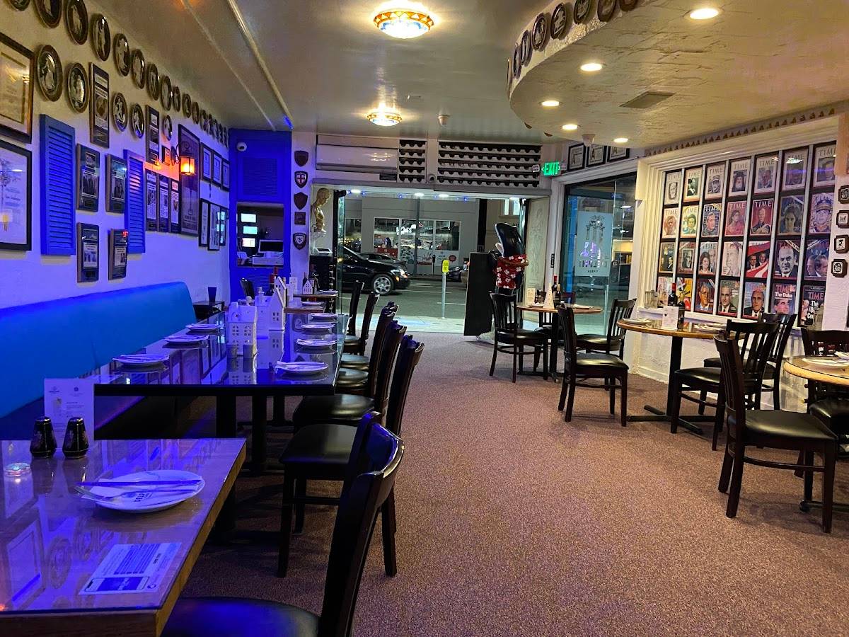 Delphi, Greek Restaurant & Bar an authentic hellenic cuisine restaurant in Los Angeles - photo 4