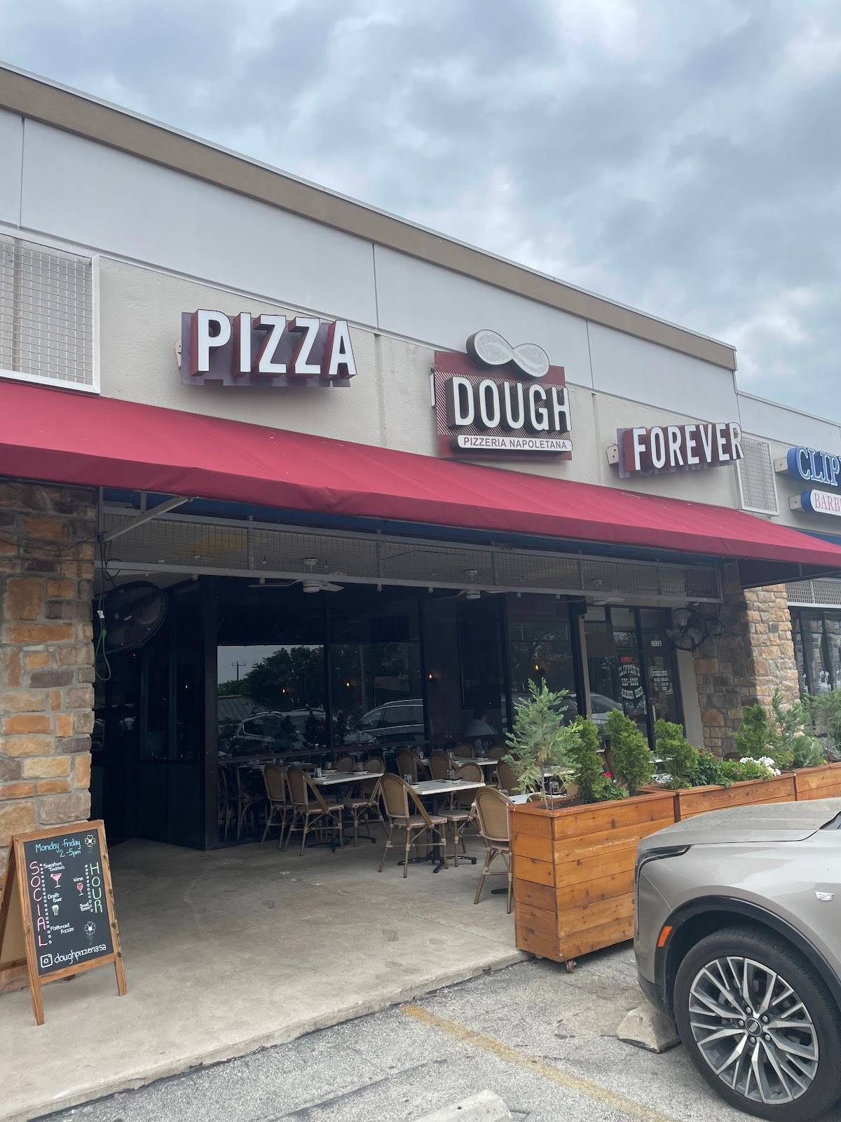 Dough Pizzeria Napoletana restaurant in San Antonio - photo 5