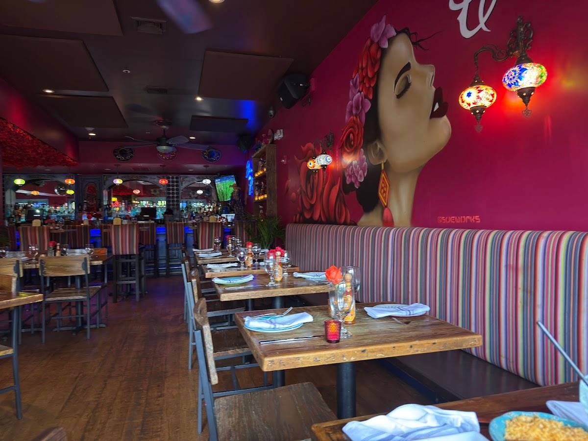 Lolitas Mexican Cantina NB restaurant in North Bergen - photo 3