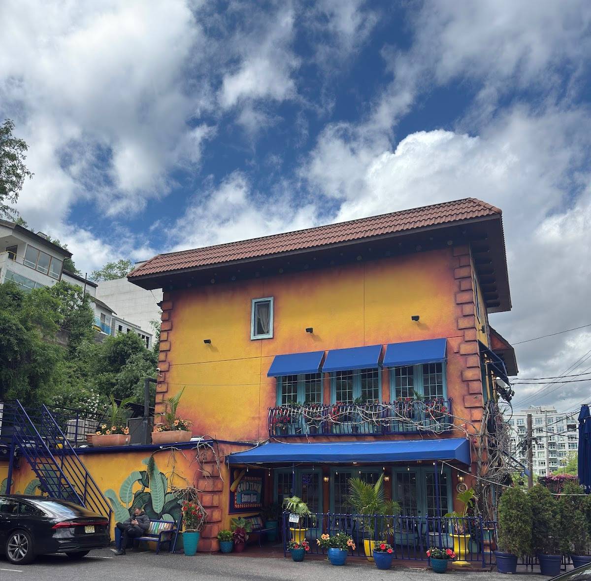 Lolitas Mexican Cantina NB restaurant in North Bergen - photo 4