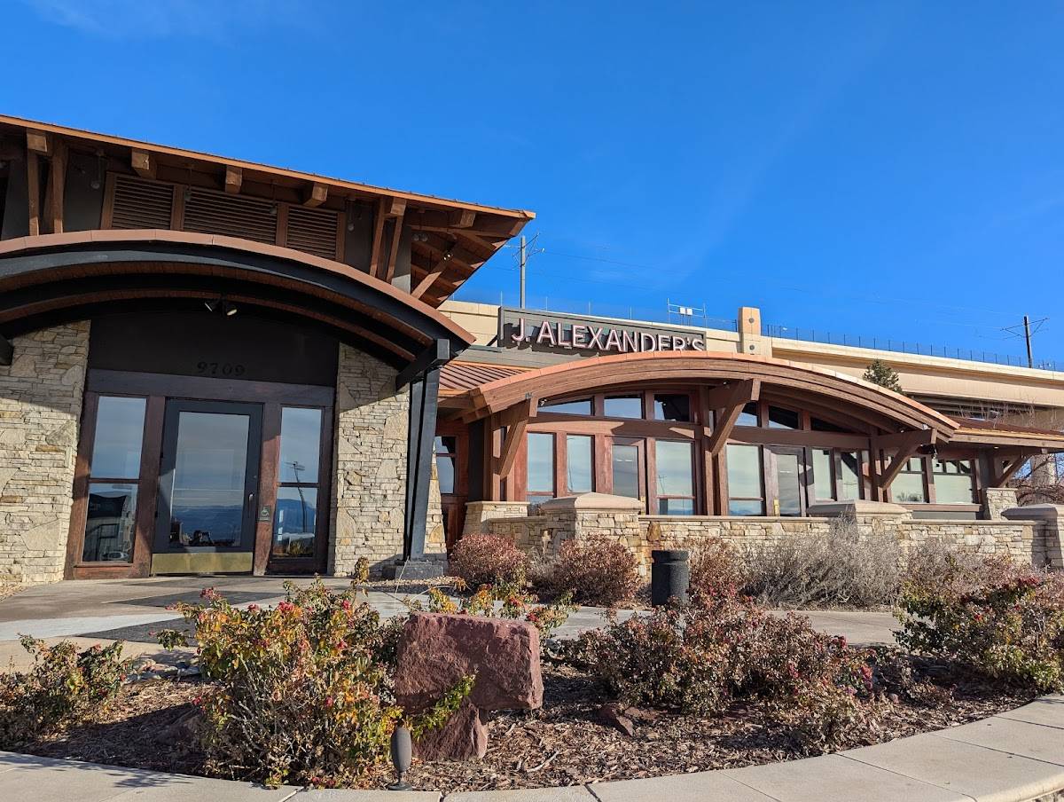 J. Alexander's Restaurant restaurant in Centennial - photo 5