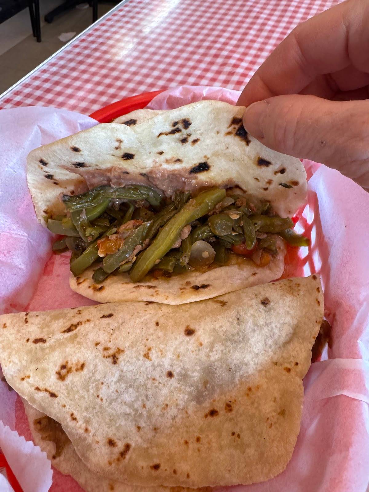 Taqueria Laredo restaurant in Houston - photo 2