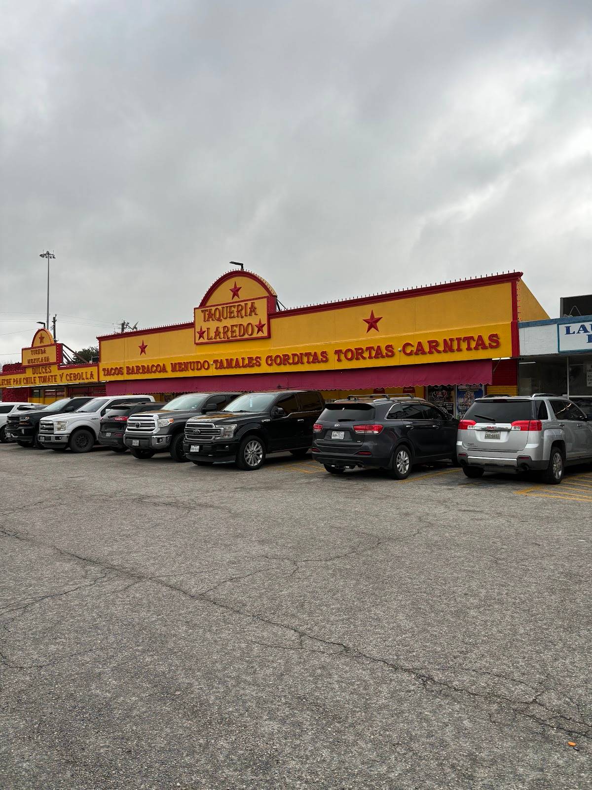Taqueria Laredo restaurant in Houston - photo 3