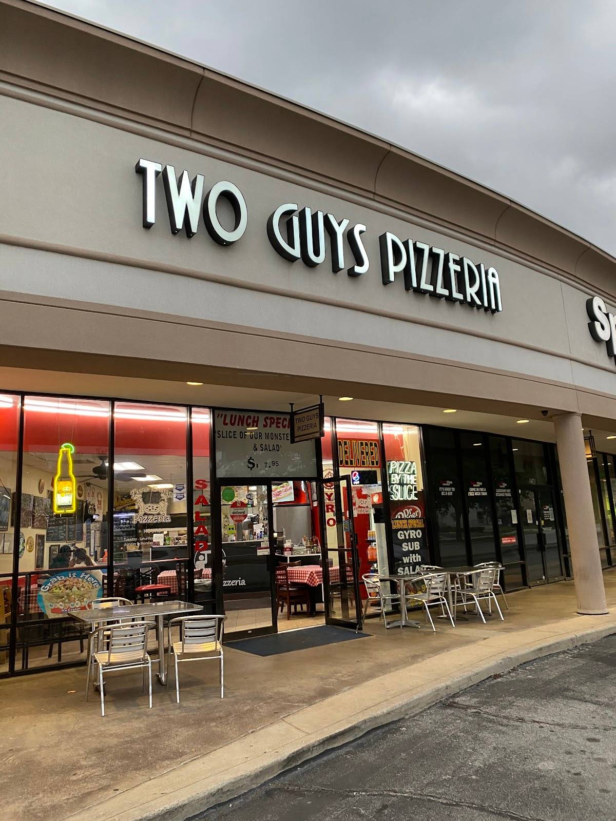 Two Guys Pizzeria restaurant in Houston - main photo