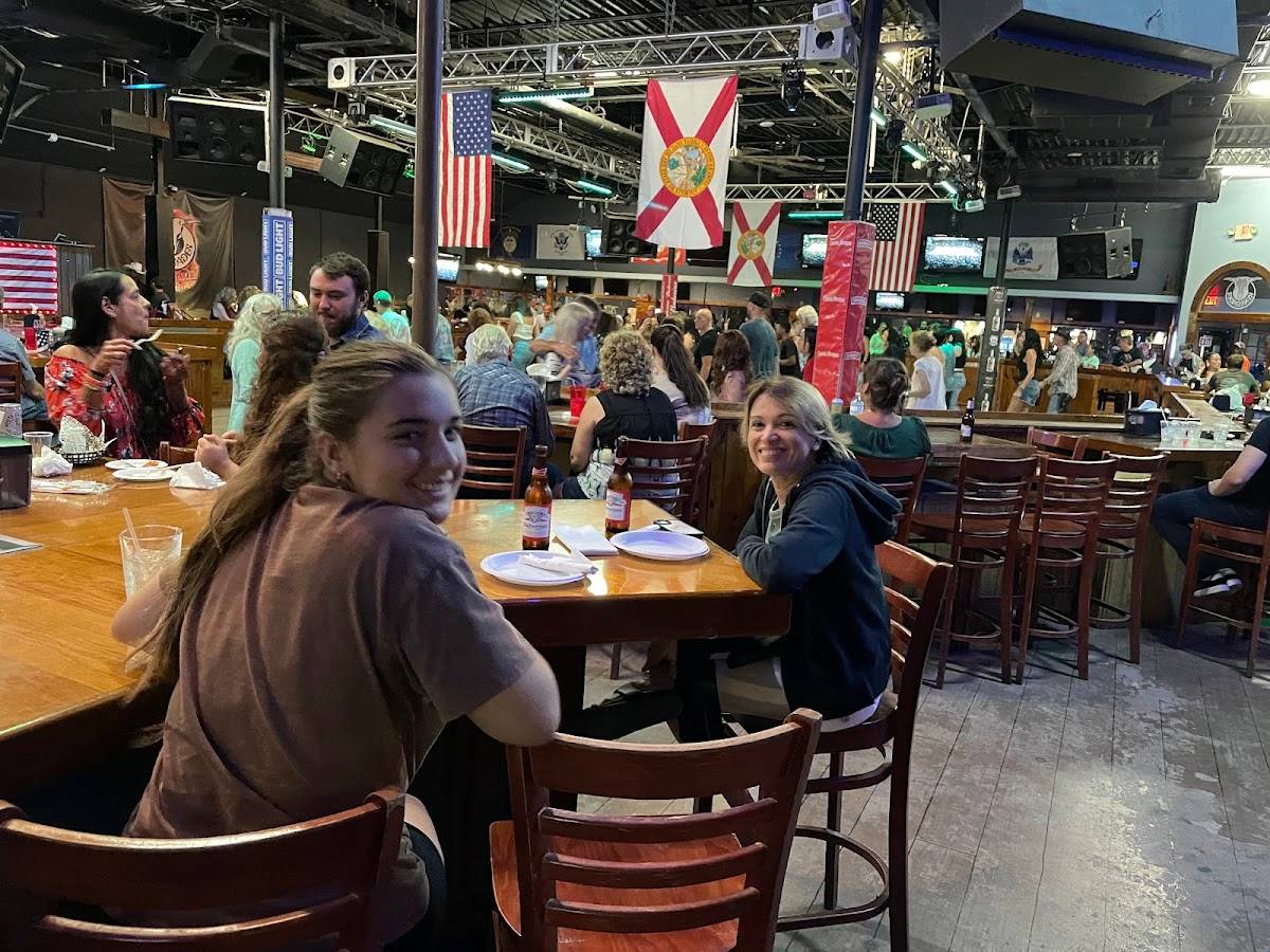 Renegades Country Bar & Grill