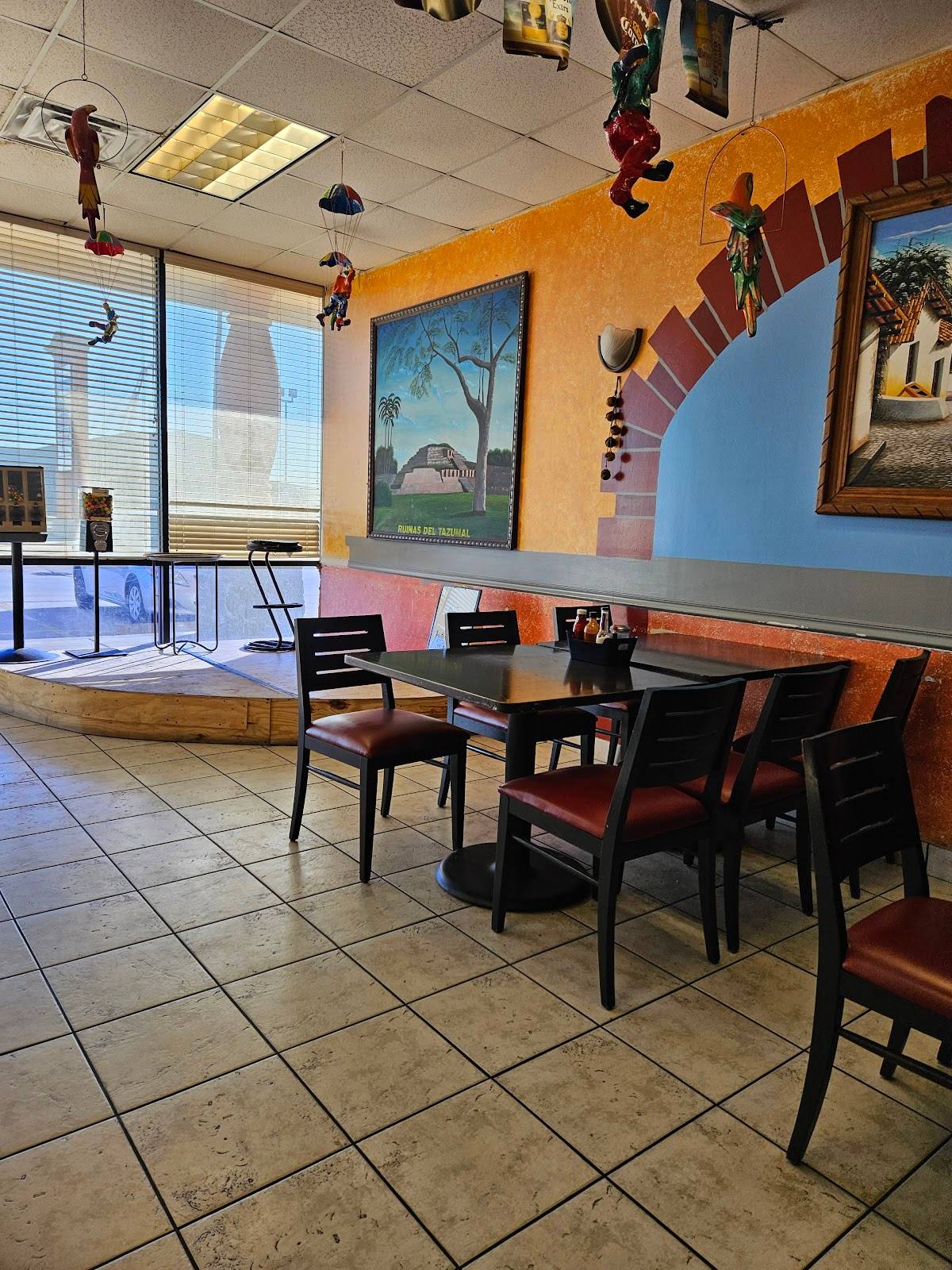Pupusas Y Antojitos Julia restaurant in Houston - photo 3