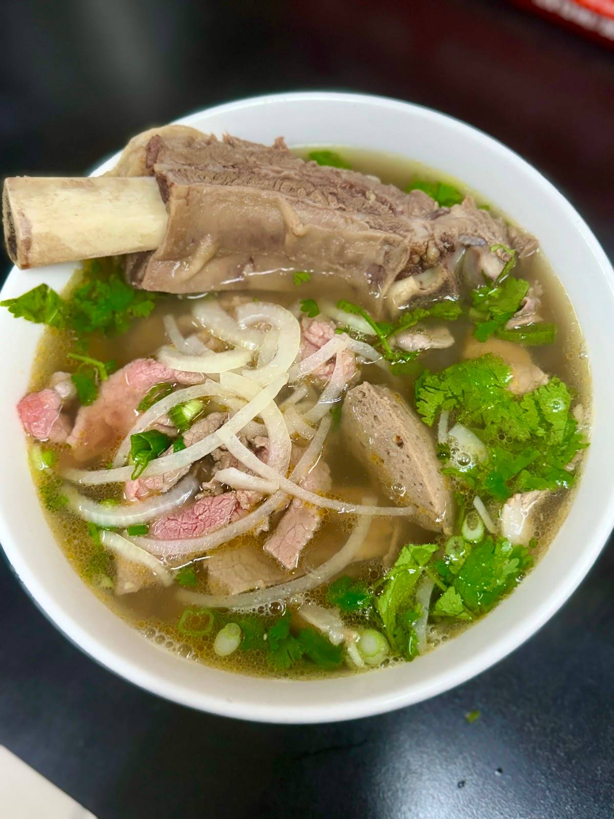 Boiling Pho restaurant in Pearland - photo 4
