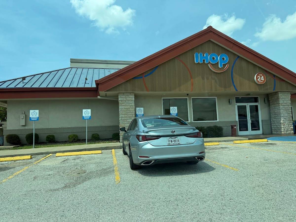 IHOP restaurant in Houston - photo 4
