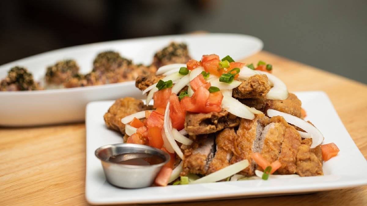 TJ's Sports Bar & Grill restaurant in Honolulu - photo 2