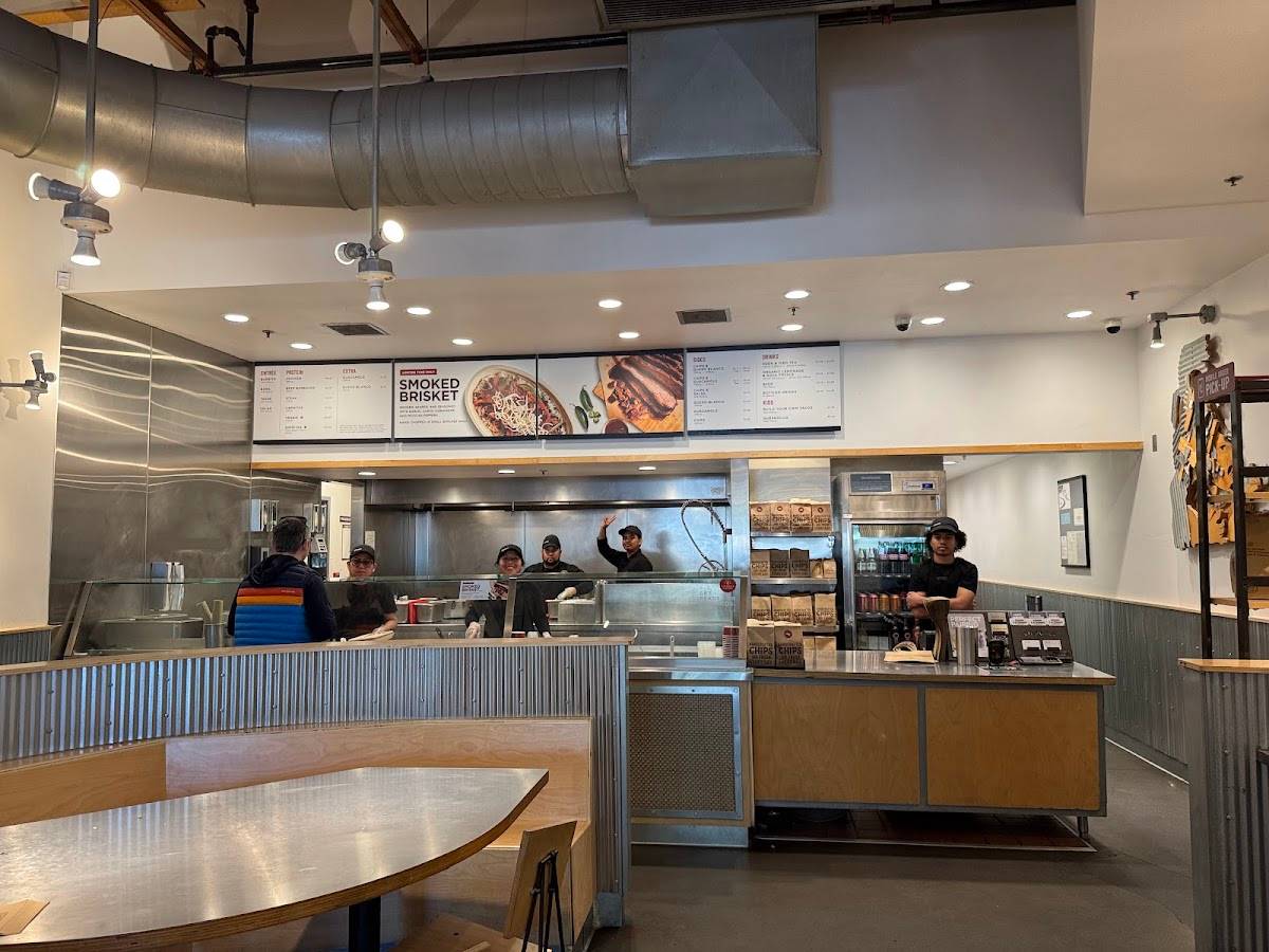 Chipotle Mexican Grill restaurant in Sunnyvale - photo 4