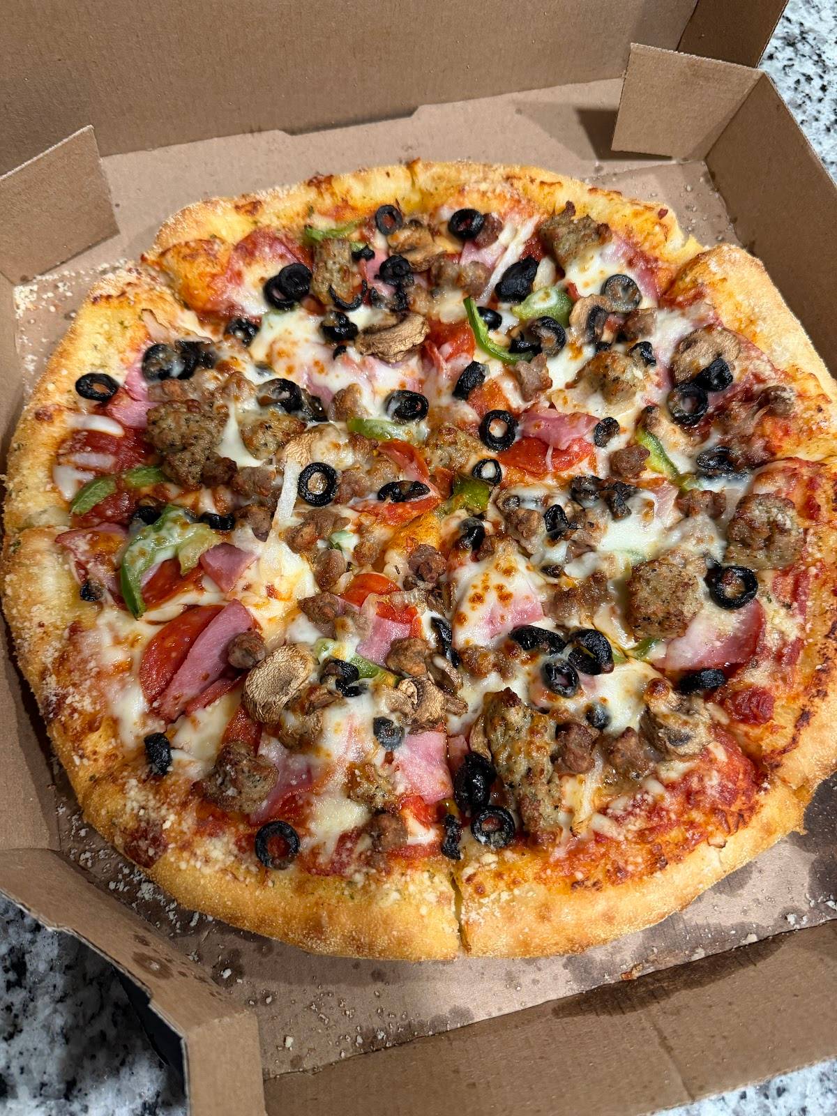 Domino's Pizza restaurant in Magnolia - photo 3