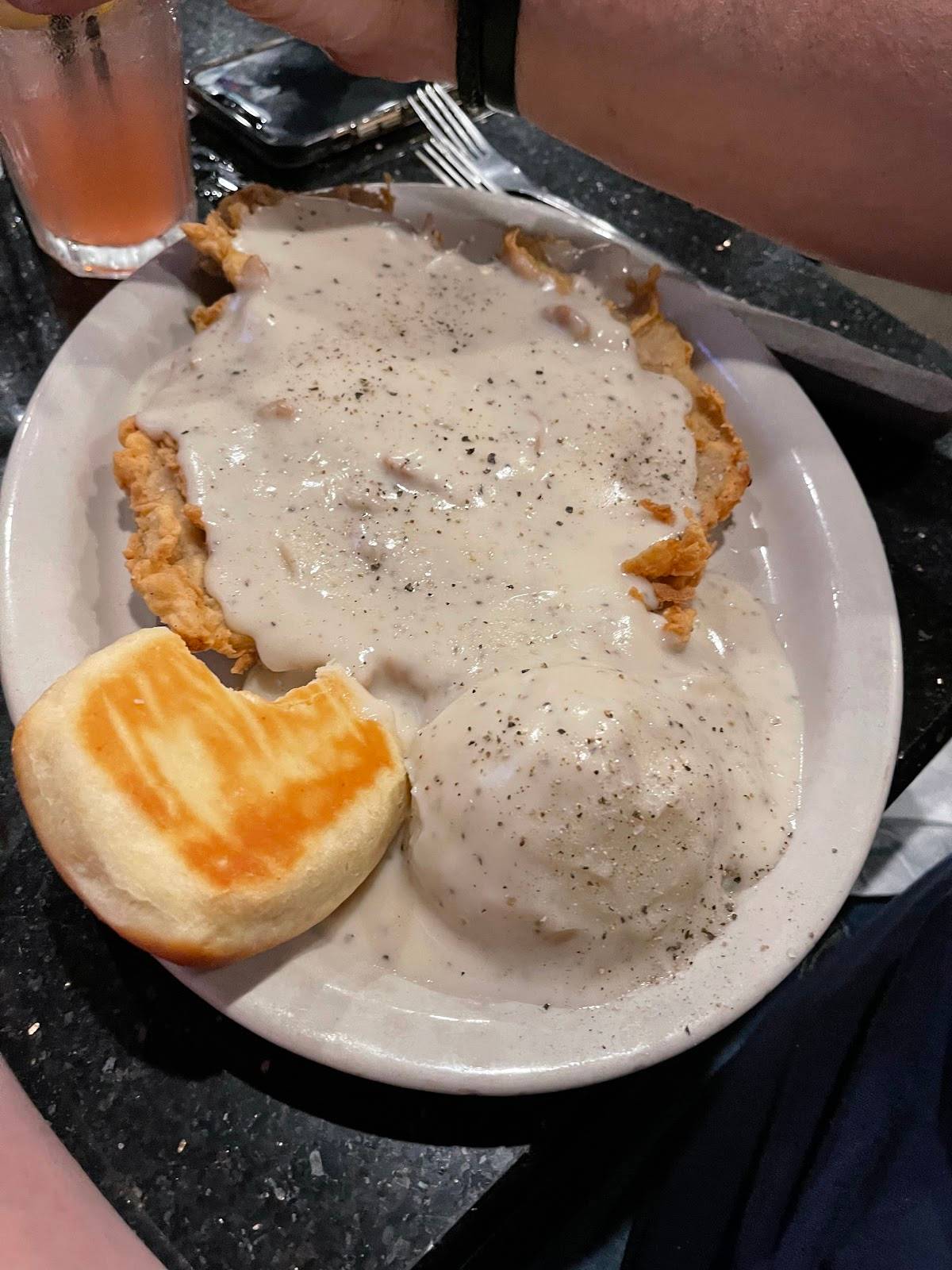 Gus' Restaurant restaurant in Texas City - photo 4