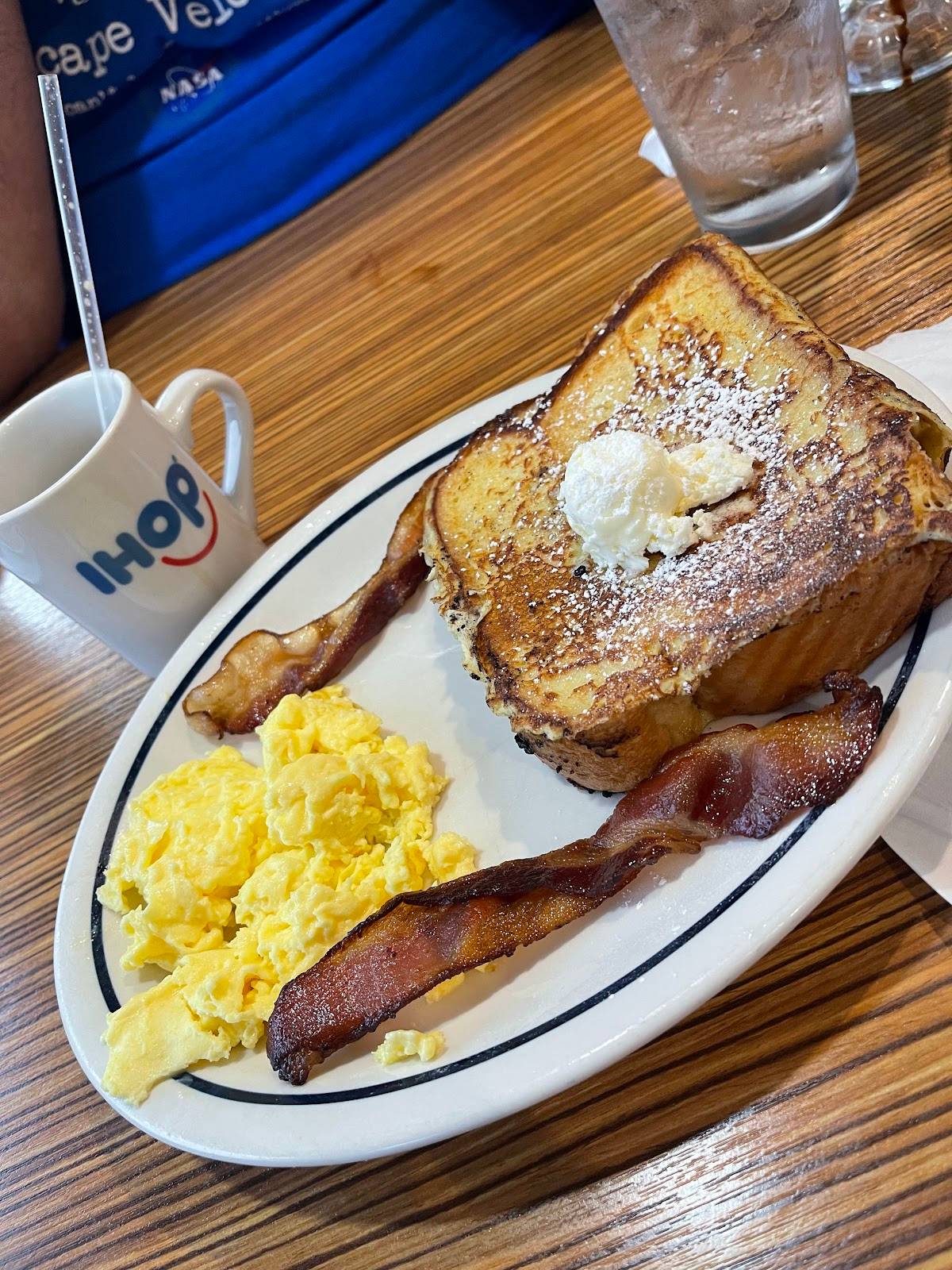 IHOP restaurant in Miami Beach - photo 3