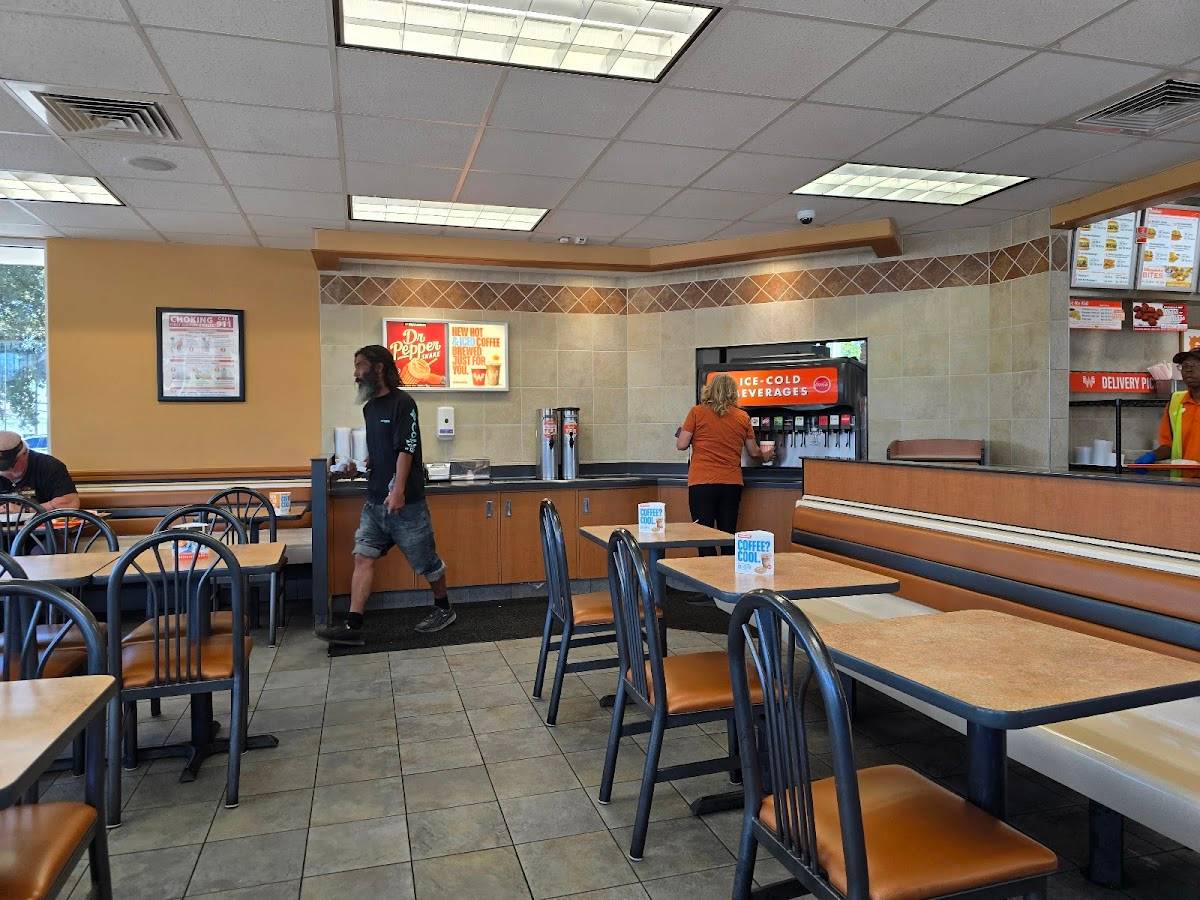 Whataburger restaurant in San Antonio - photo 3