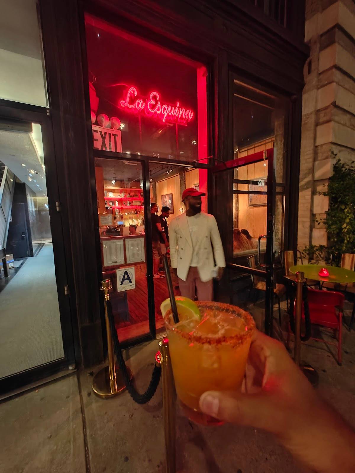 La Esquina Brasserie restaurant in New York - photo 5