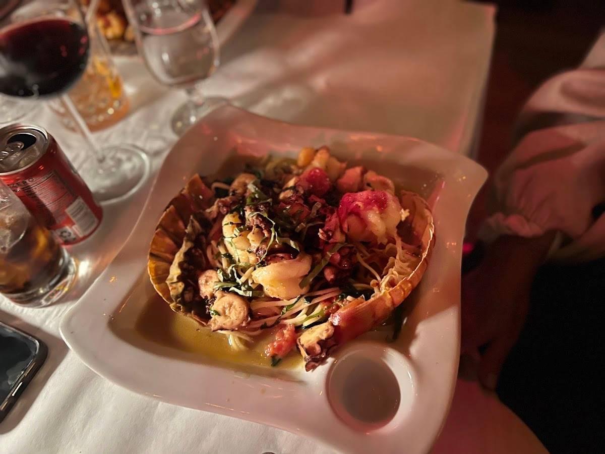 Cafe Prima Pasta restaurant in Miami Beach - photo 4