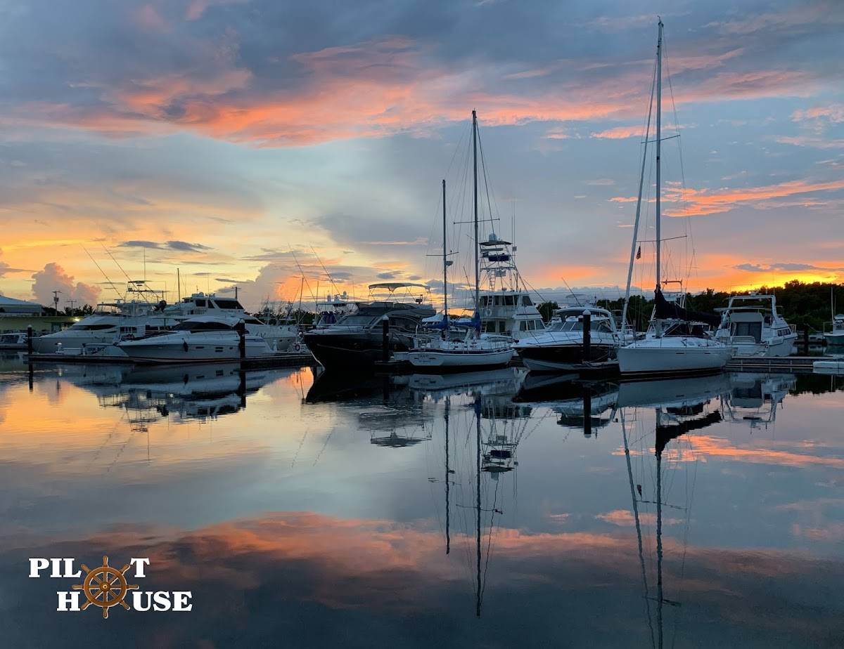 Pilot House Restaurant & Marina restaurant in Key Largo - photo 3