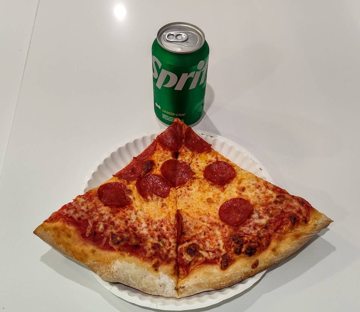 DUPONT PIZZA restaurant in Washington - photo 3