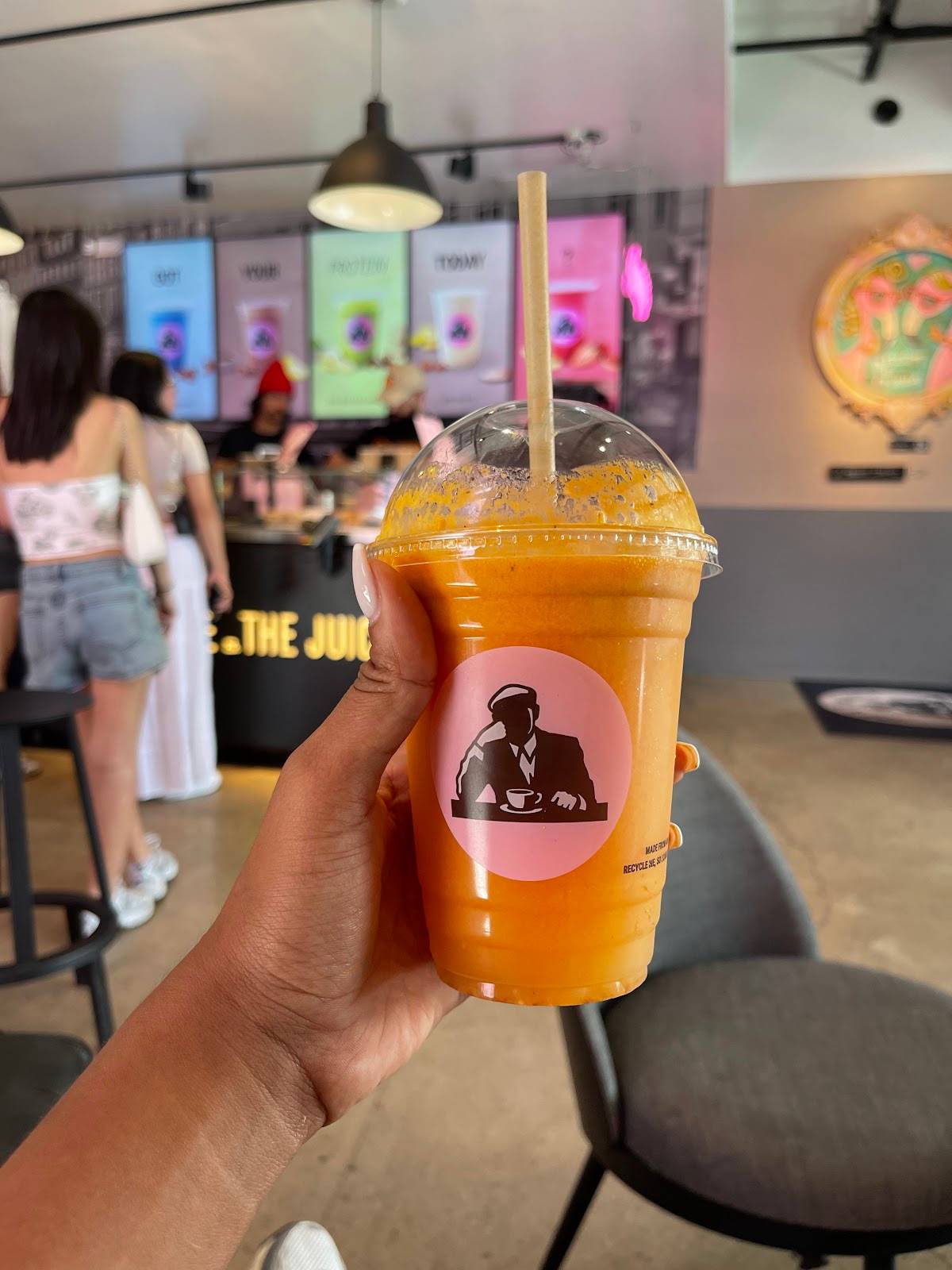 JOE & THE JUICE restaurant in Miami - photo 5