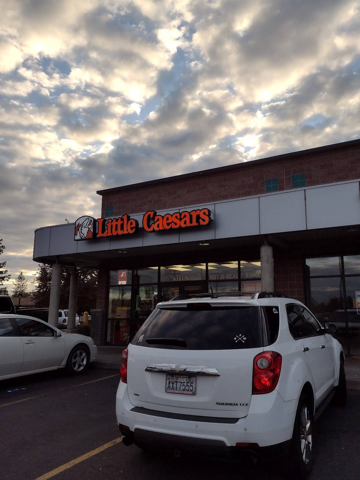 Little Caesars Pizza restaurant in Spokane - photo 5