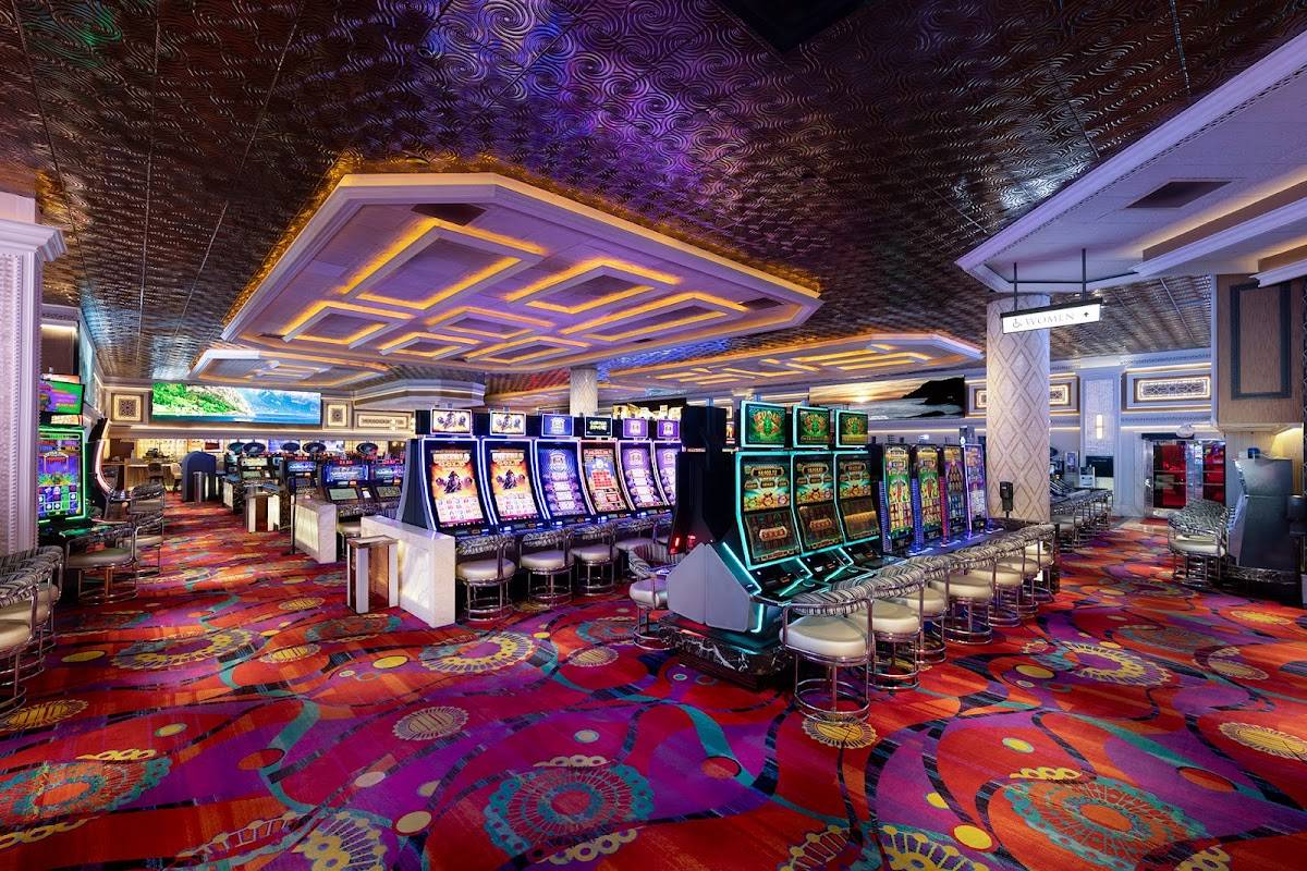 Western Village Inn & Casino restaurant in Sparks - photo 2
