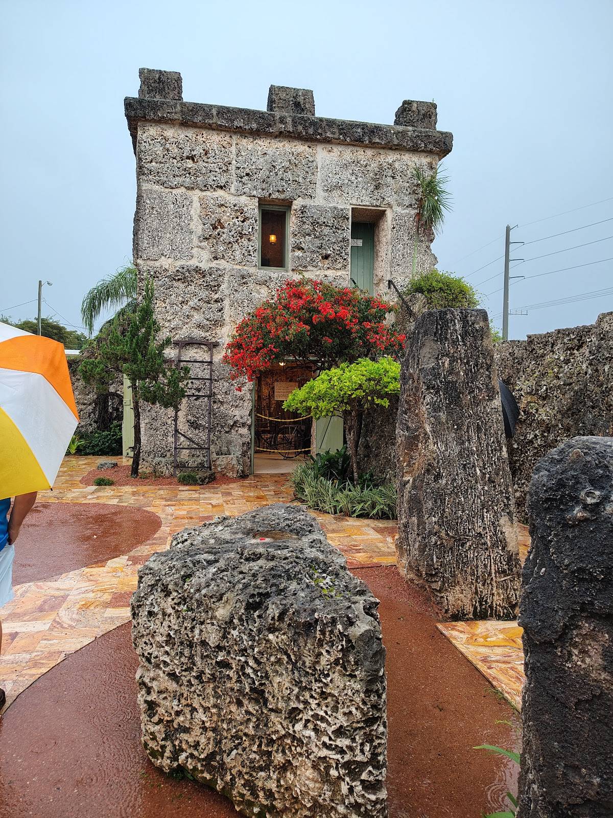 Coral Castle Snack Bar & Coffee Shop restaurant in Homestead - photo 2