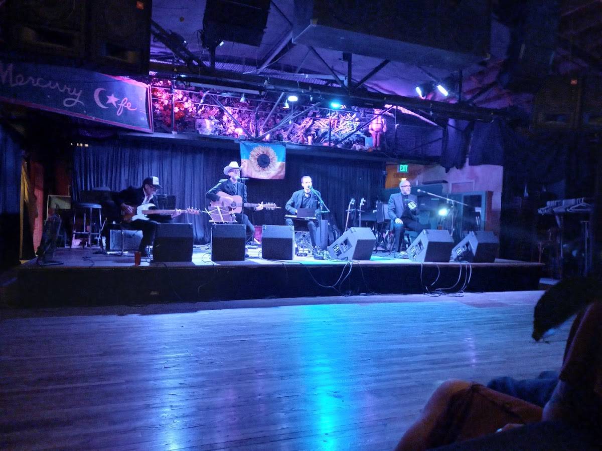 Mercury Cafe restaurant in Denver - photo 4