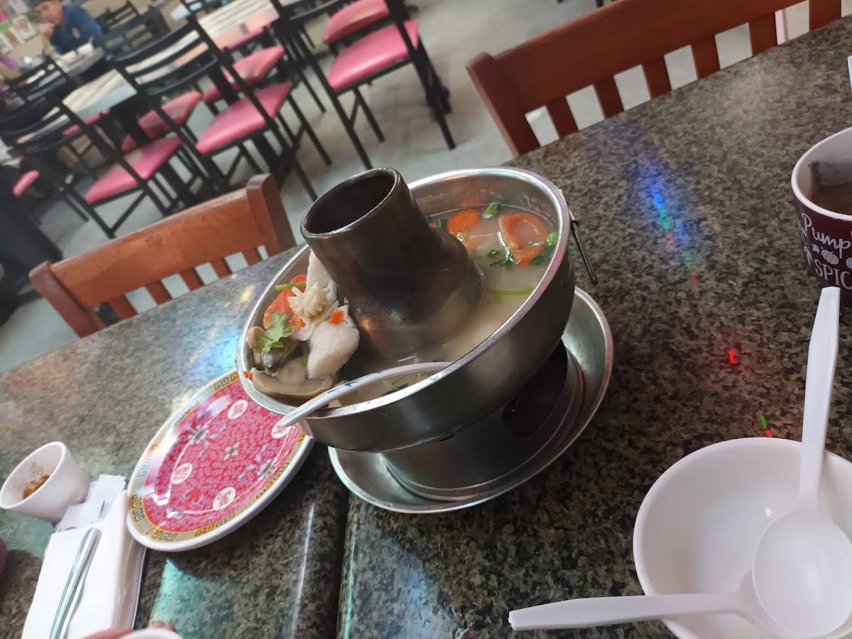 Jade Siam restaurant in Huntington Park - photo 3