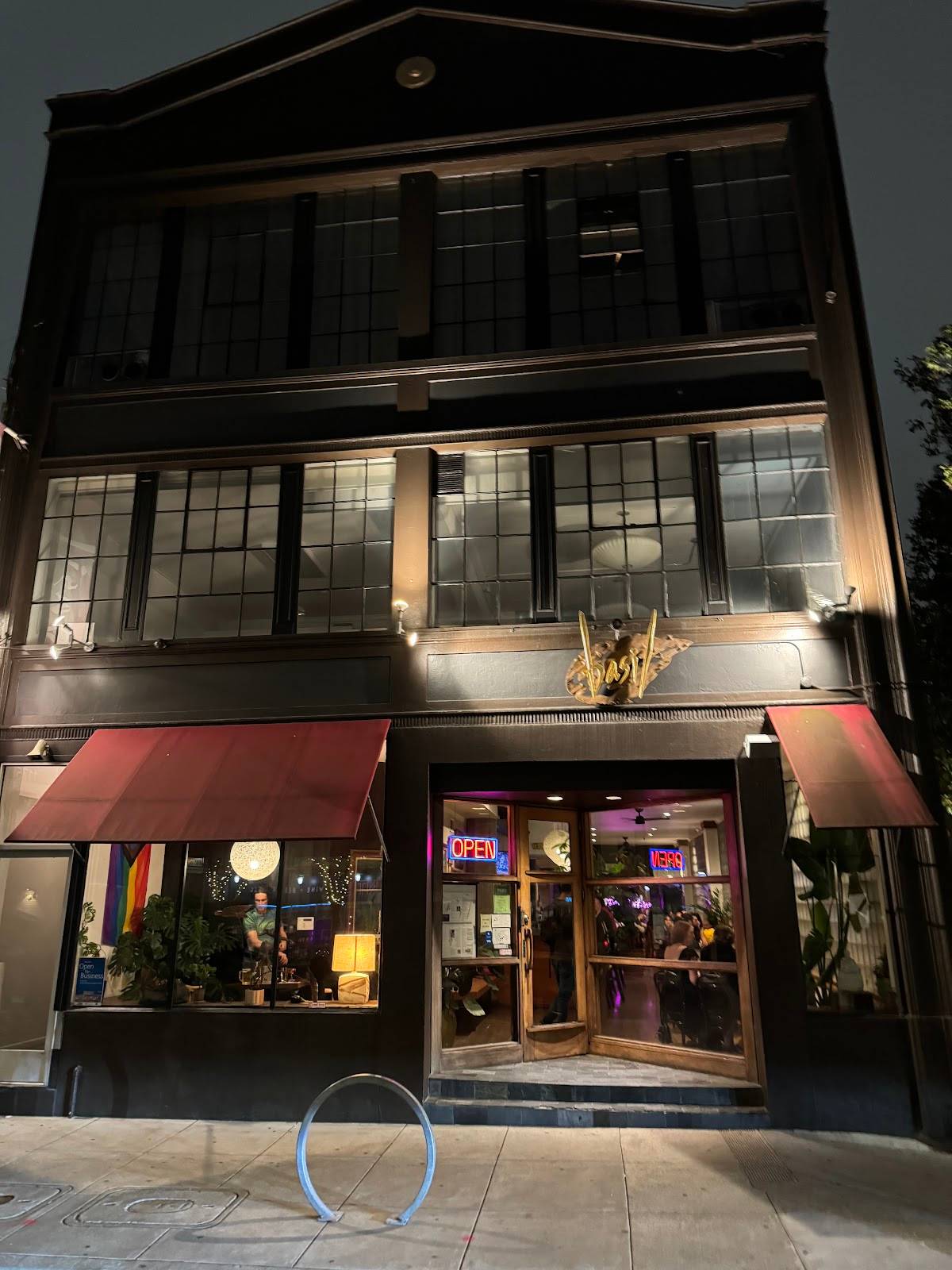 Basil Thai Restaurant & Bar restaurant in San Francisco - photo 5