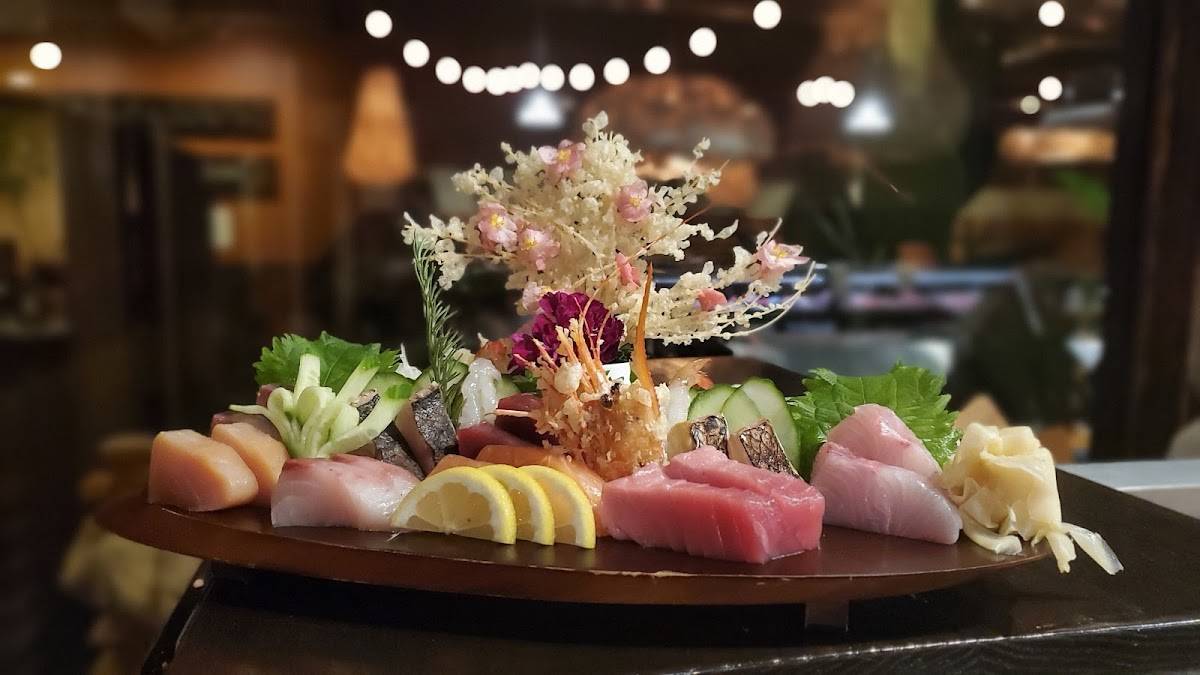 Umi Sake House restaurant in Seattle - photo 2