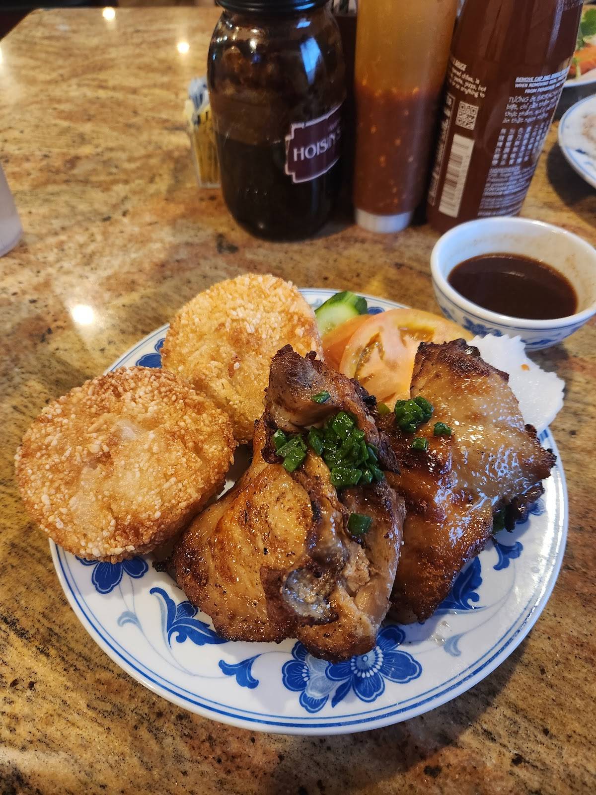 Tân Định restaurant in Gretna - photo 4